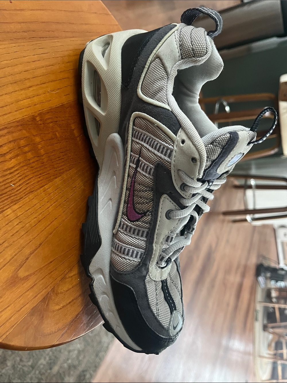Nike women’s Black, Gray and Purple Air TN Sneakers - Picture 4 of 8